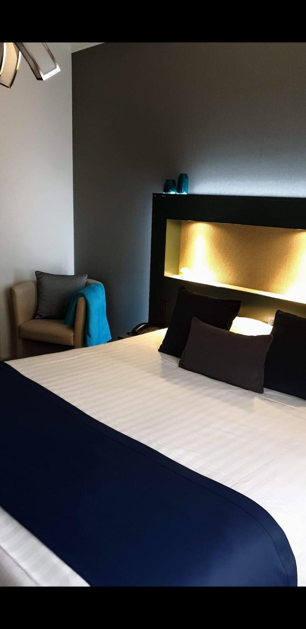 Belrom Hotel Sint-Truiden Exterior foto