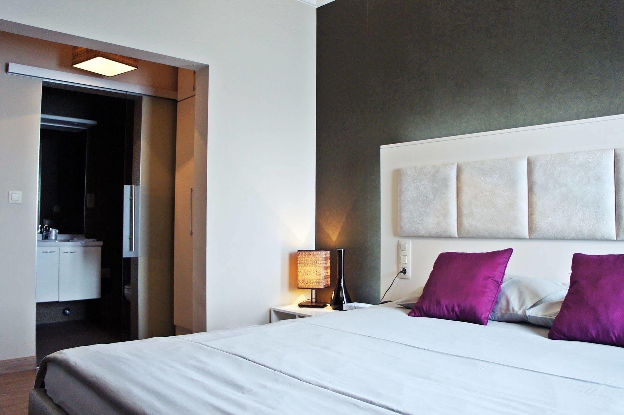 Belrom Hotel Sint-Truiden Exterior foto