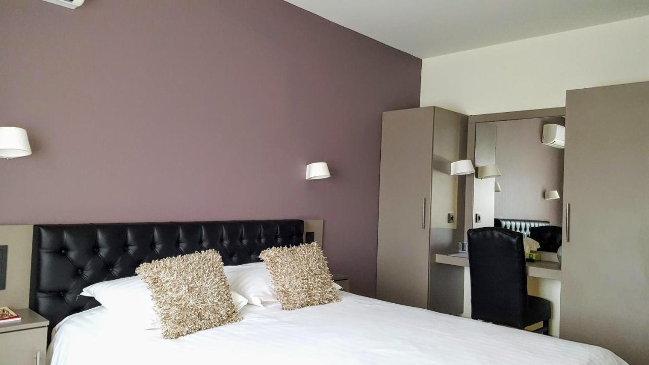 Belrom Hotel Sint-Truiden Exterior foto